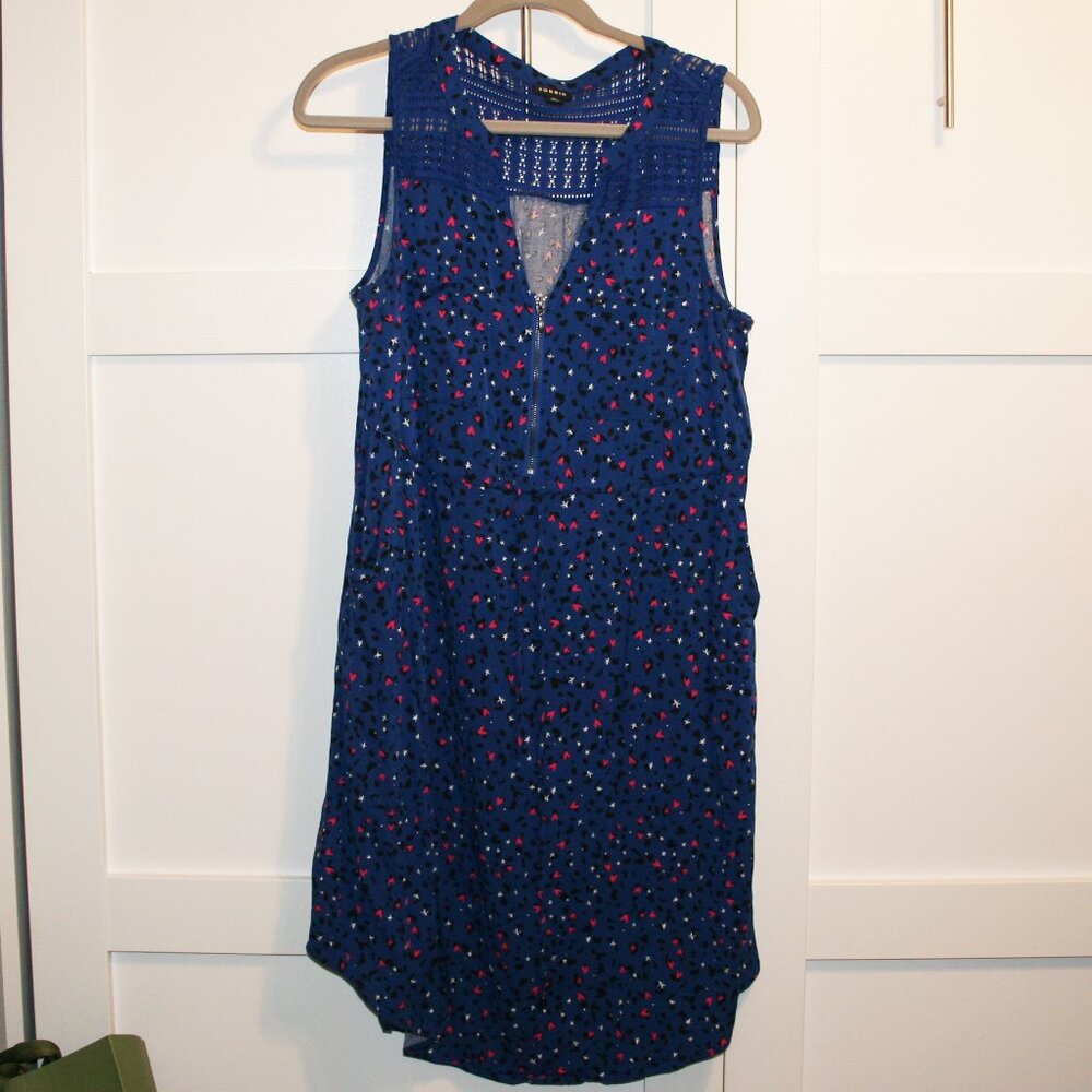 Torrid Dress Blue V neck with Front zipper & Lace Sleeveless Sz 00